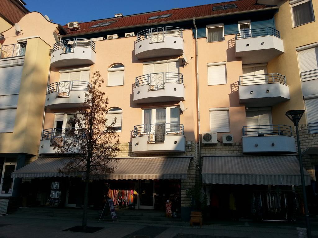 Pedestrian Street Apartment เฮวิซ ภายนอก รูปภาพ