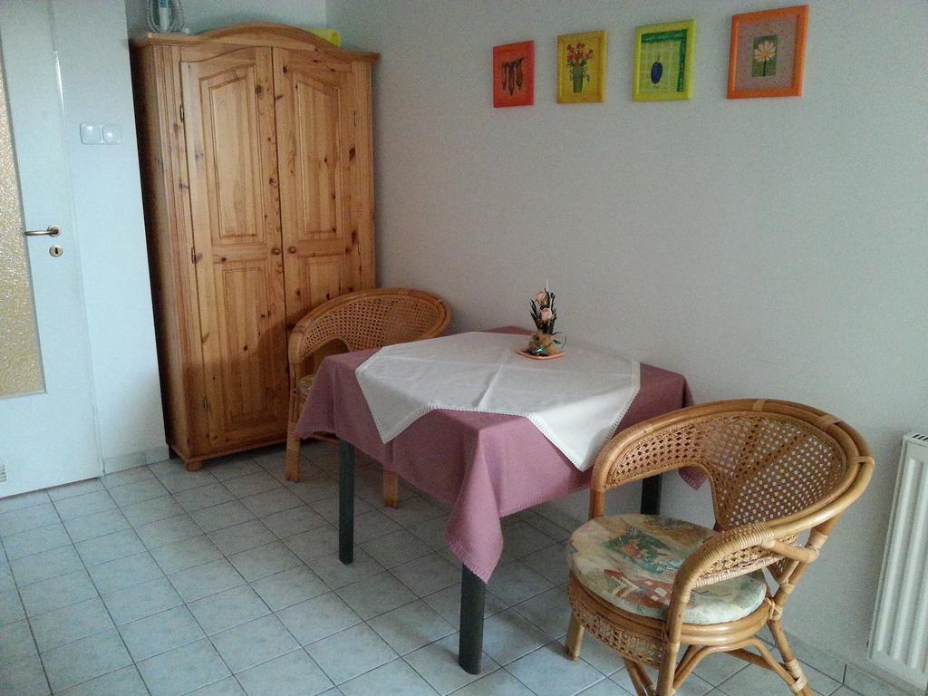 Pedestrian Street Apartment เฮวิซ ภายนอก รูปภาพ